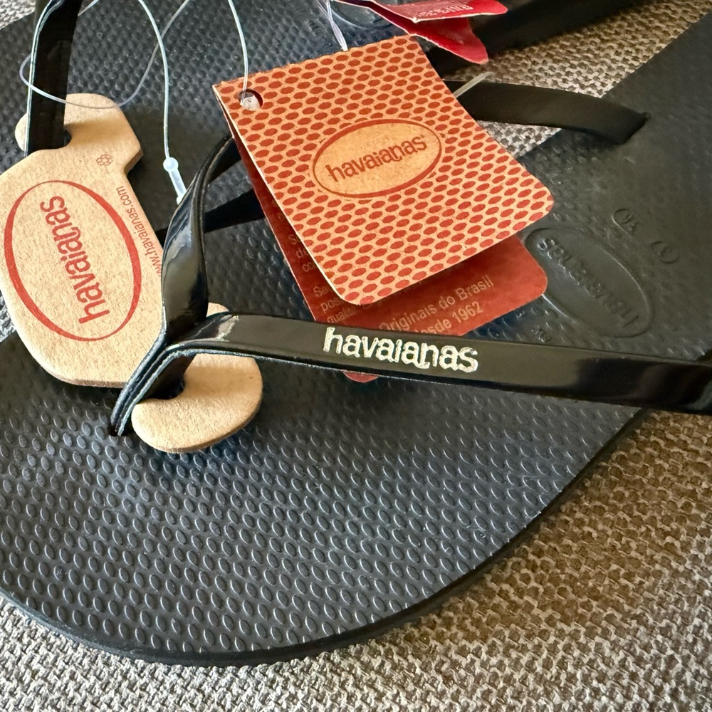 Havaianas Women’s You Metallic Black Flip Flop Sandals